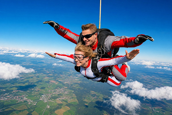 Купить прыжок с парашютом в тандеме в Коломне. Ultra Подарки. Купите сертификат на прыжок с парашютом в тандеме в Коломне, откройте мир новых впечатлений. Сервис UltraPodarki.ru 8 800 505 95 30. Прыжок с парашютом, прыжок с парашютом в Коломне, прыжок с парашютом стоит, прыжок с парашютом в Коломне стоит, прыжок с парашютом с инструктором, прыжок с парашютом с инструктором Коломна, прыжок с парашютом цена, прыжок с парашютом цена Коломна, сертификат на прыжок с парашютом, сертификат на прыжок с парашютом Коломна, прыжок с парашютом в тандеме, прыжок с парашютом в тандеме Коломна, купить сертификат на прыжок с парашютом Коломна