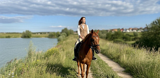 Конная прогулка 